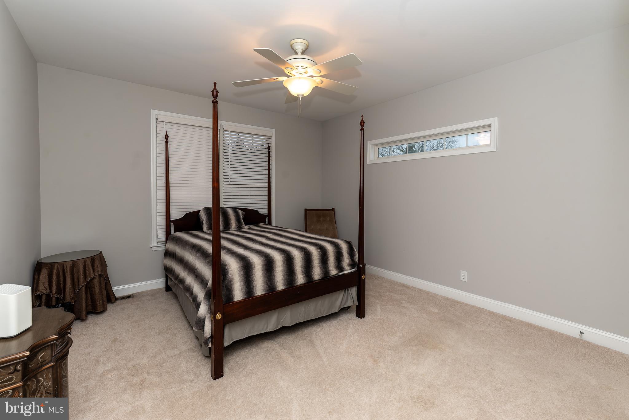 WHISPERING WOODS - Residential