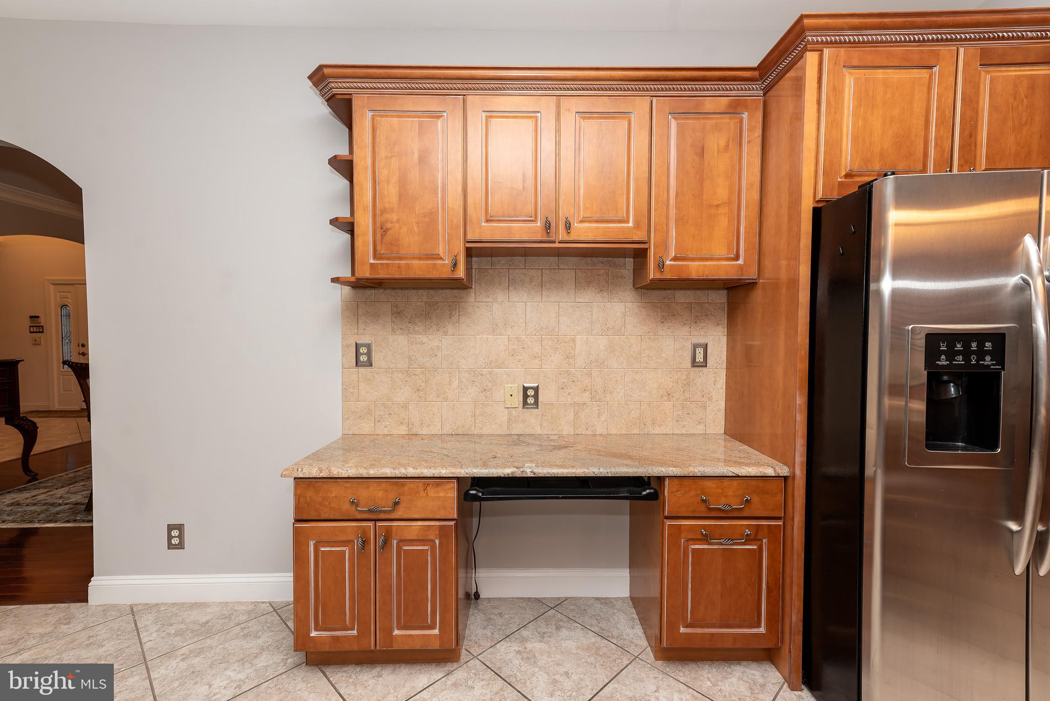 WHISPERING WOODS - Residential