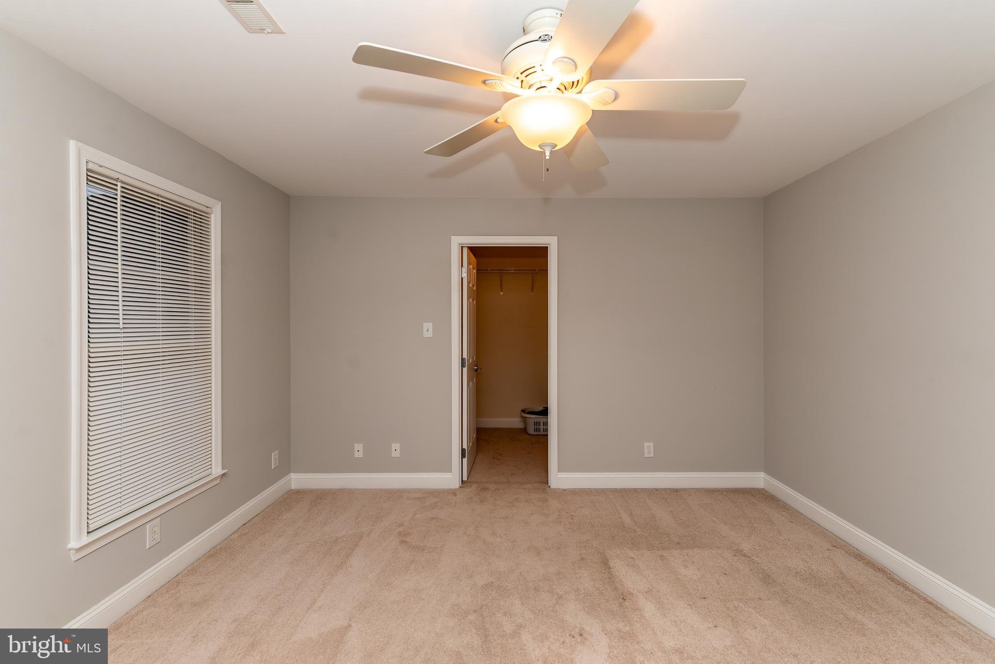 WHISPERING WOODS - Residential