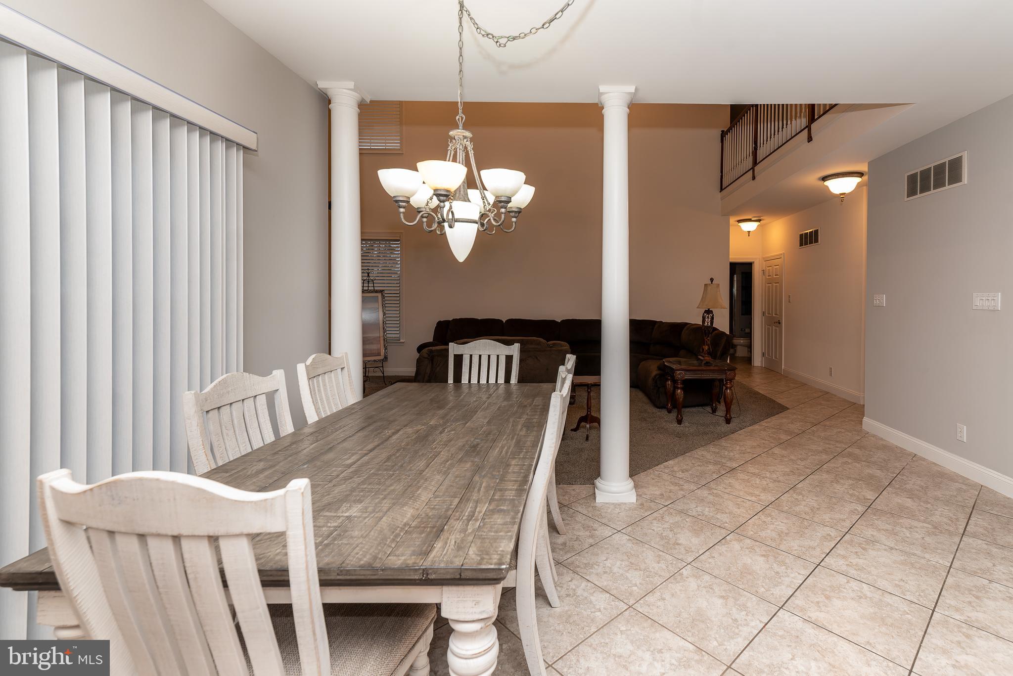 WHISPERING WOODS - Residential