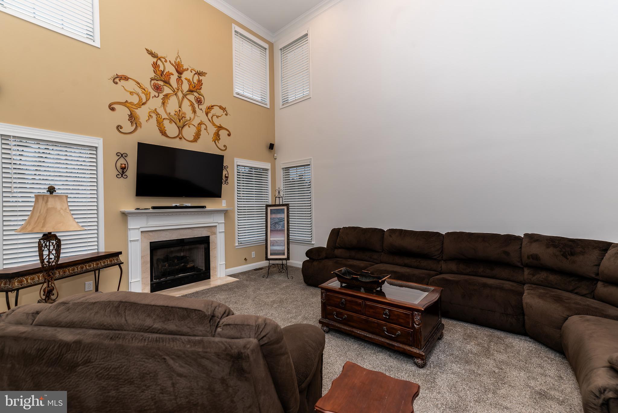 WHISPERING WOODS - Residential