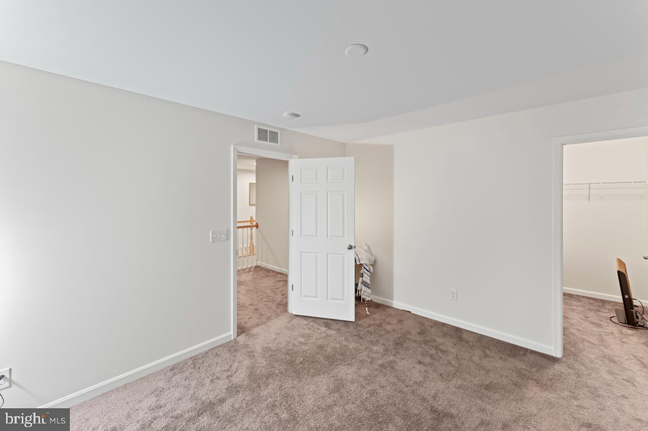 LEELAND STATION - Residential