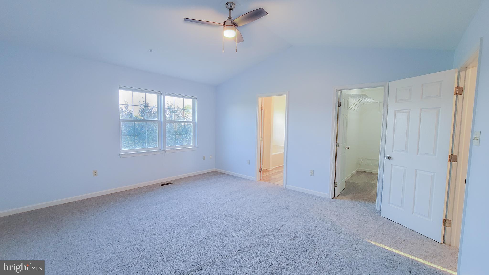 WATERSIDE - Residential