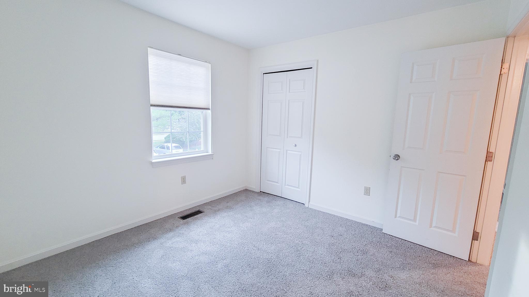 WATERSIDE - Residential