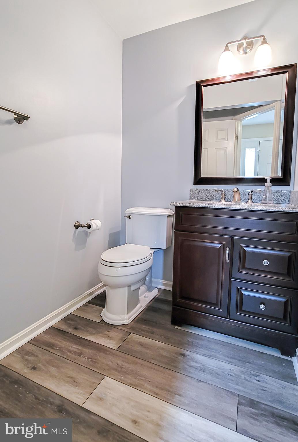 WATERSIDE - Residential