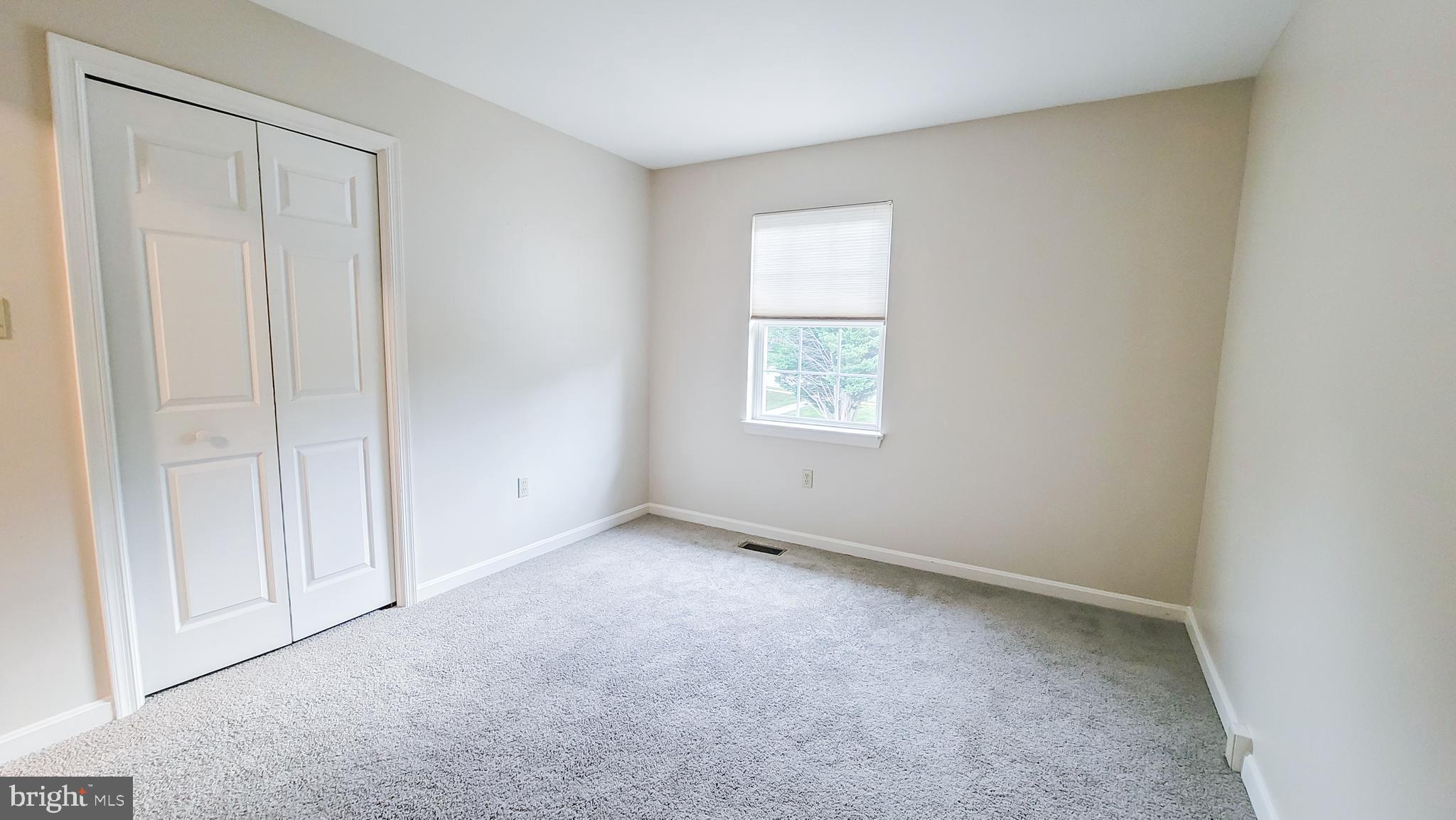 WATERSIDE - Residential