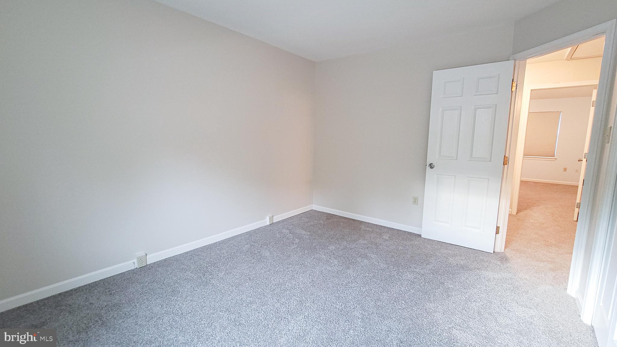 WATERSIDE - Residential