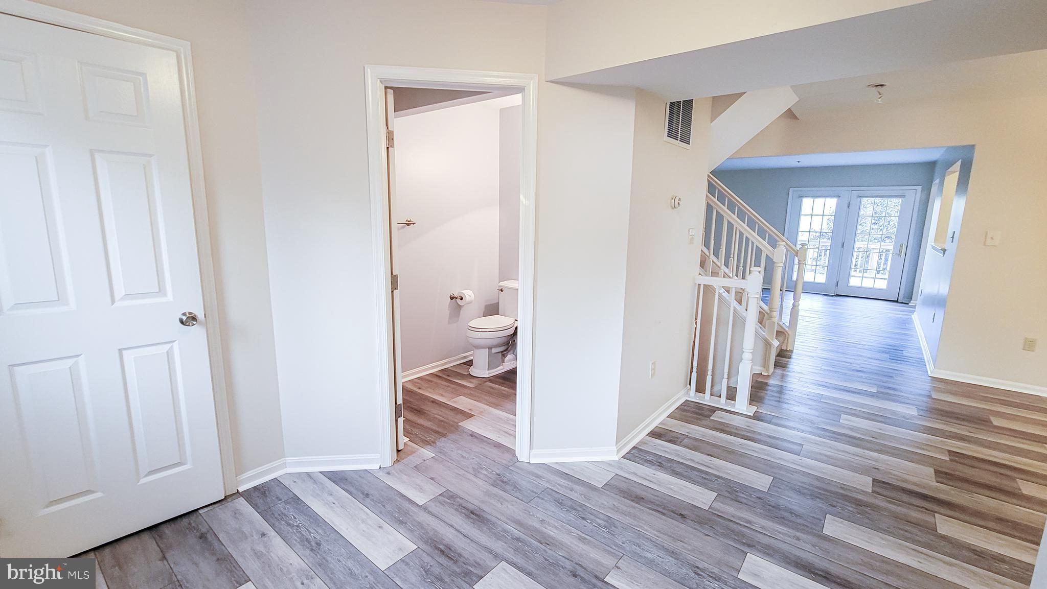 WATERSIDE - Residential