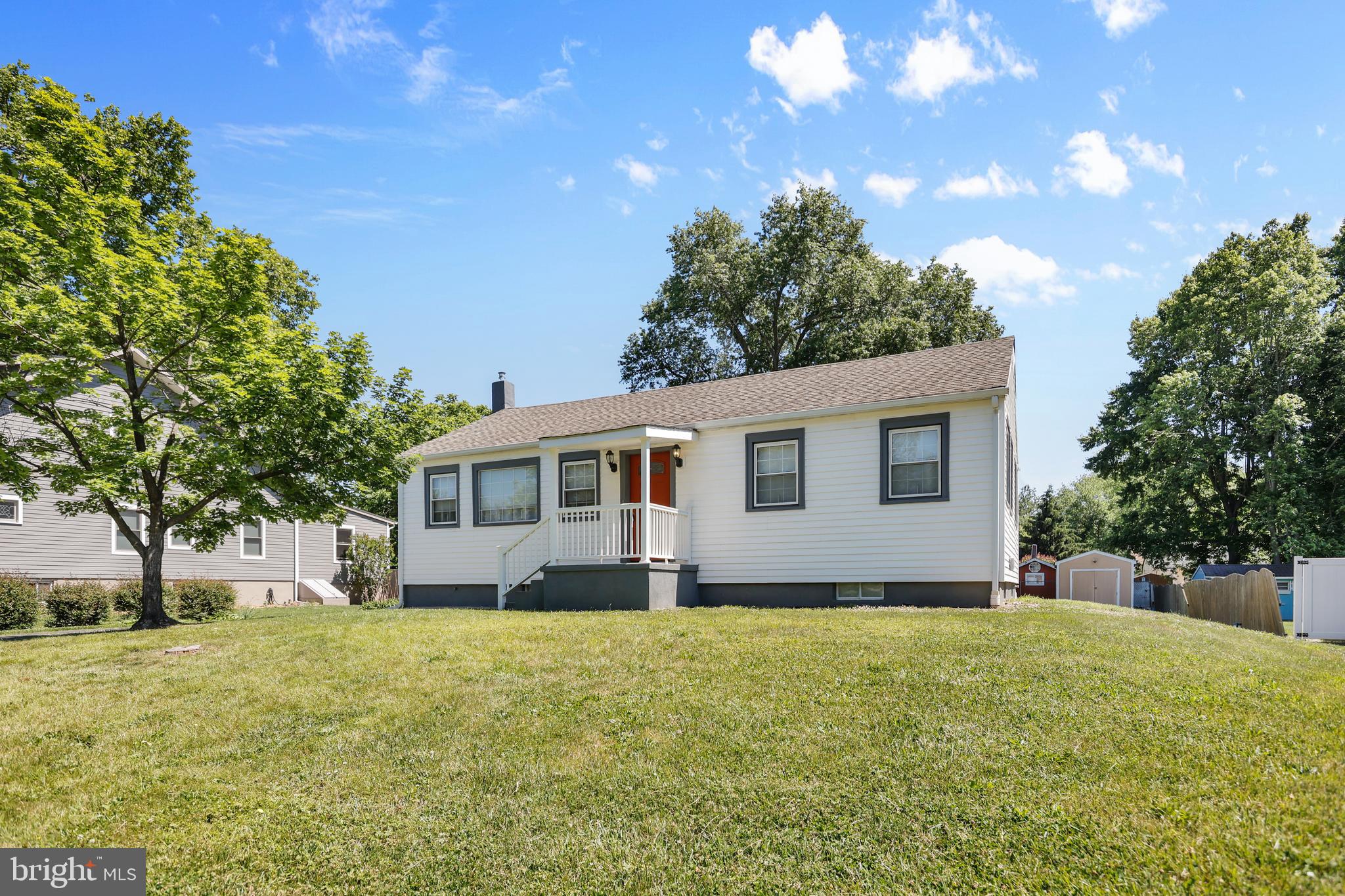 54 WAYSIDE LANE