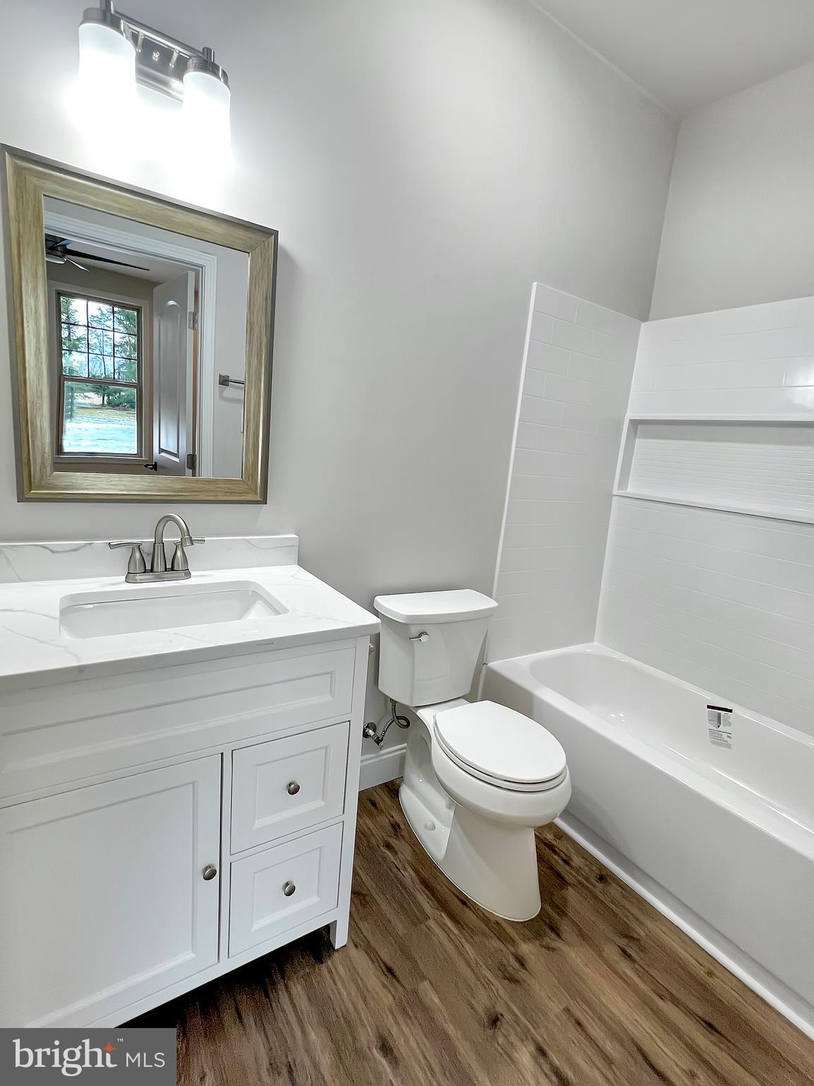 WATERSIDE RESERVE - Residential