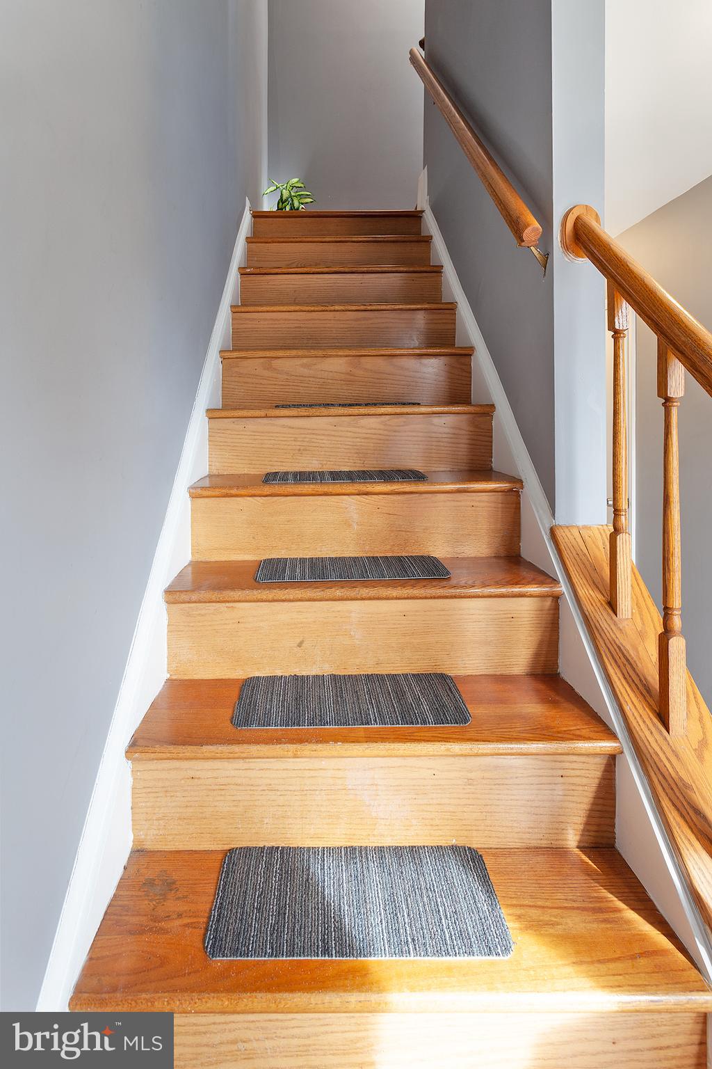 POINT OF WOODS EAST - Residential