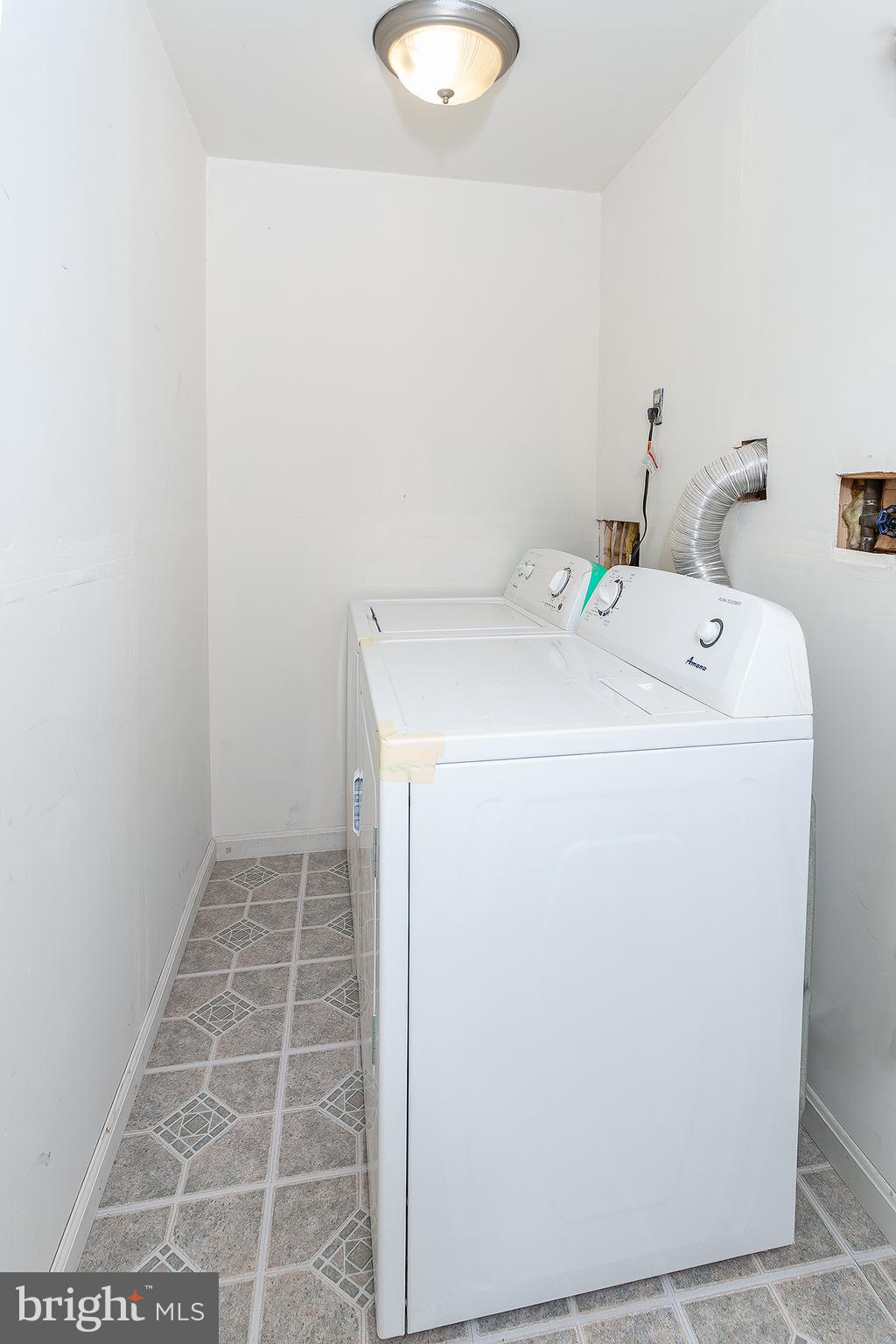 POINT OF WOODS EAST - Residential