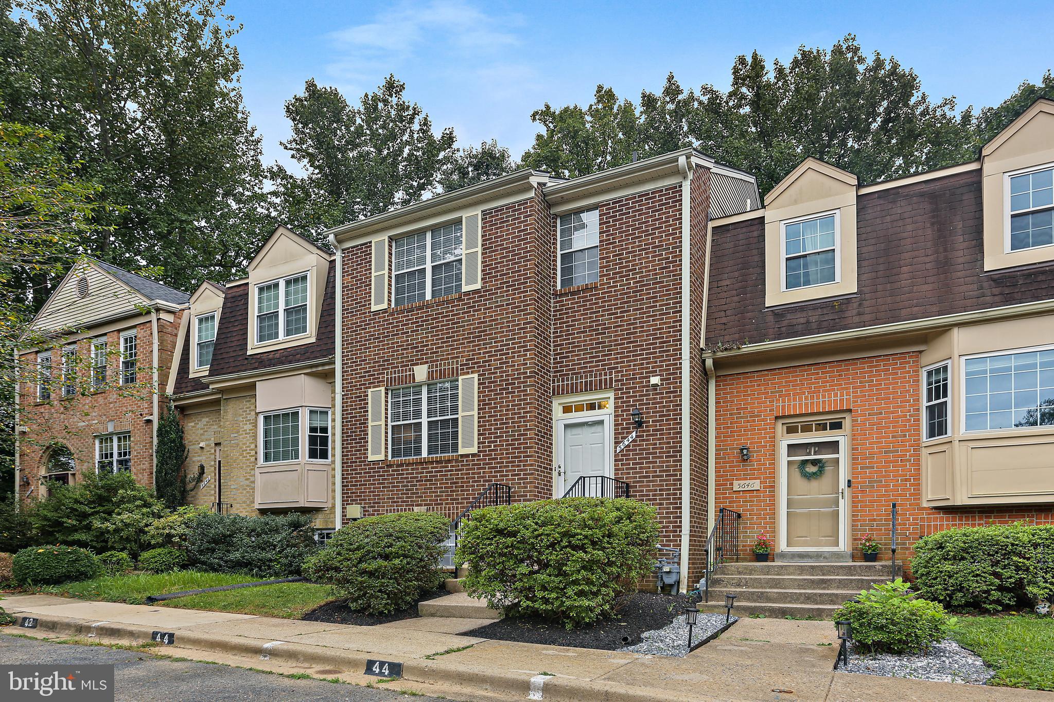 ROCK CREEK MANOR - Residential