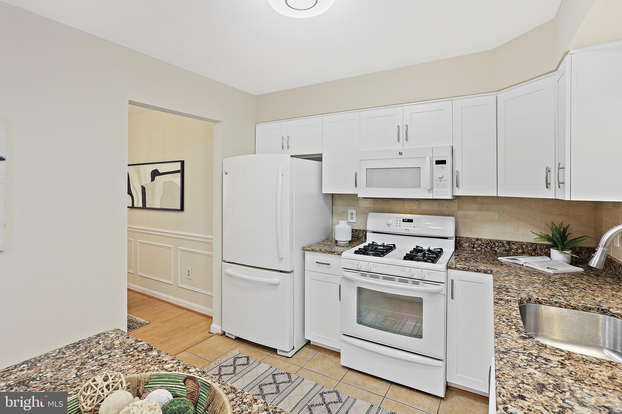 ROCK CREEK MANOR - Residential