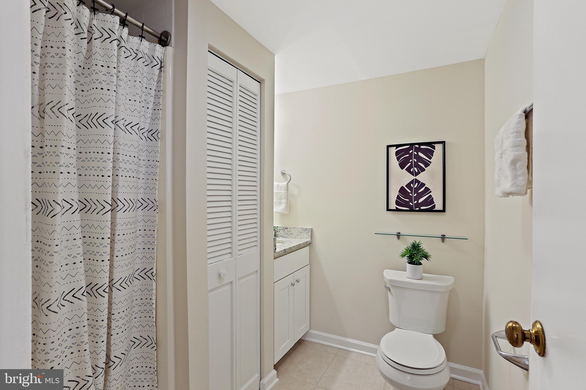 ROCK CREEK MANOR - Residential