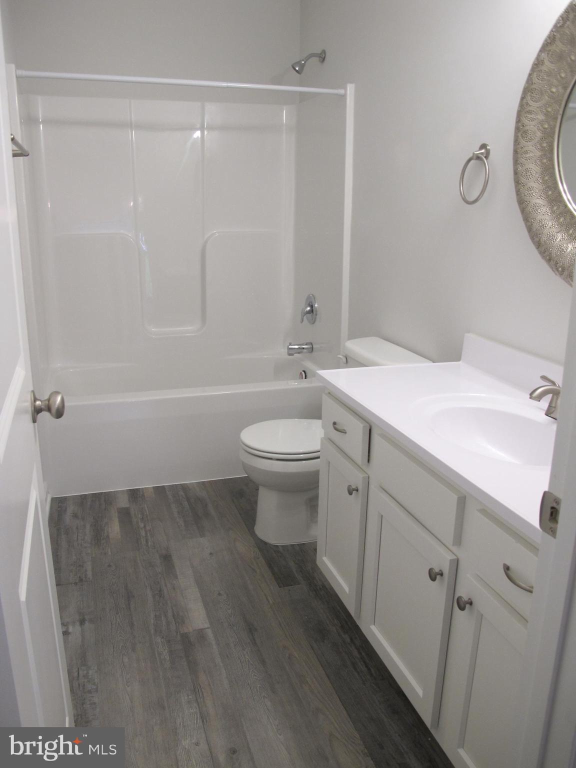 STRATFORD HARBOUR - Residential