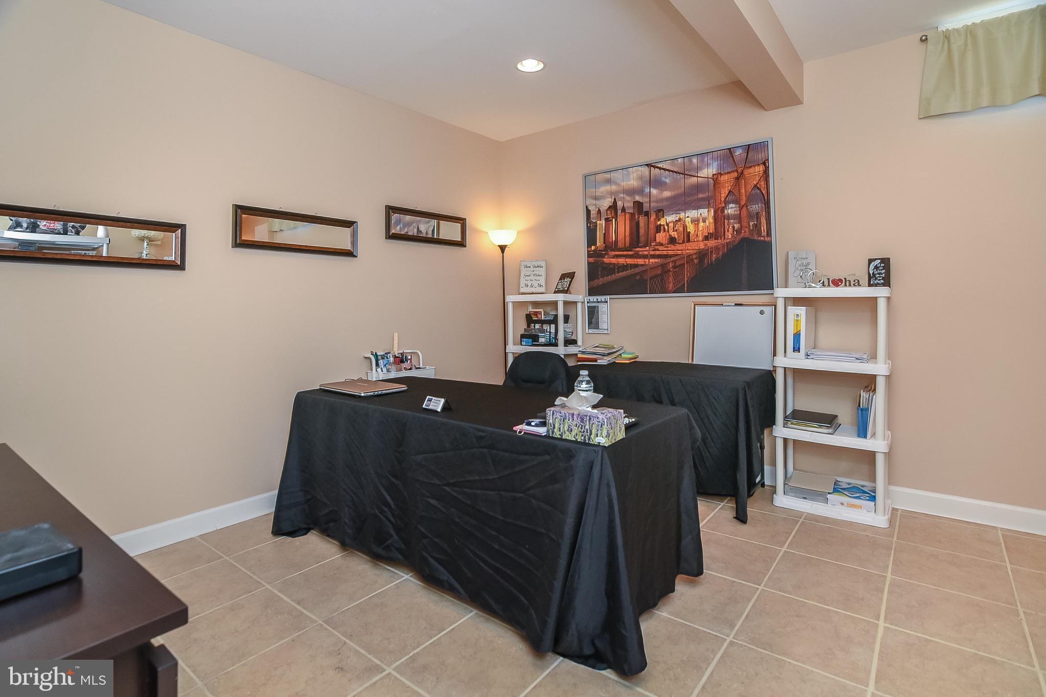 BROAD CREEK ESTATES - Residential