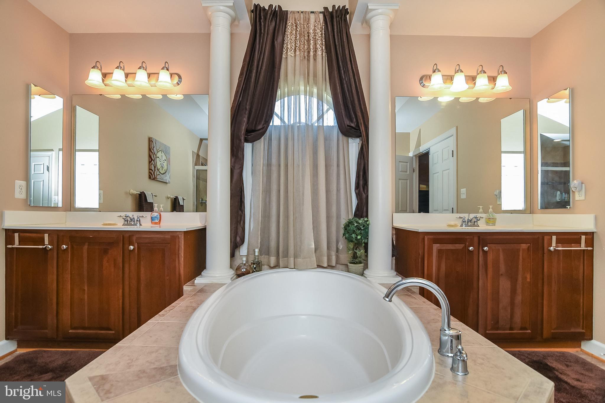 BROAD CREEK ESTATES - Residential