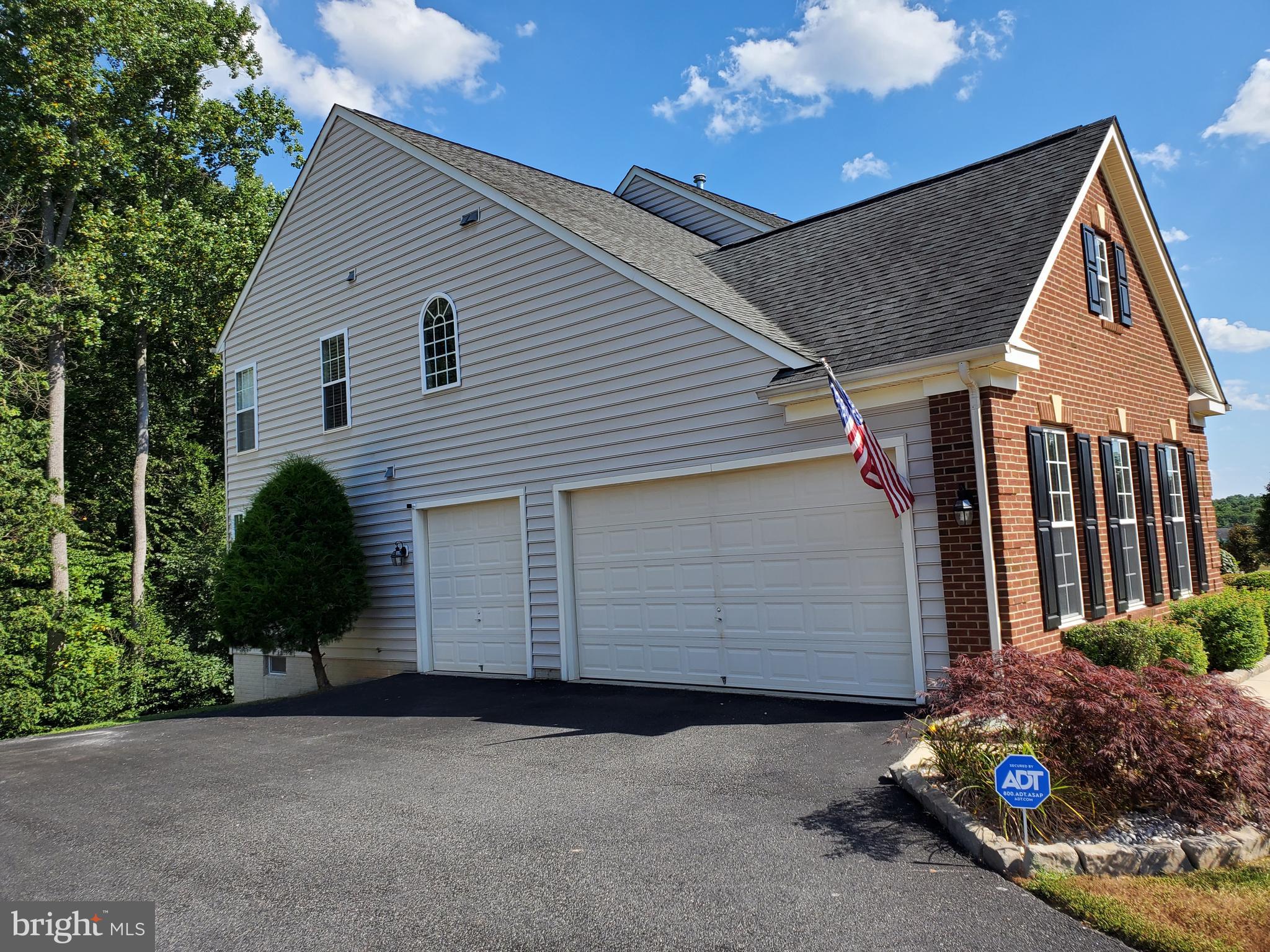 BROAD CREEK ESTATES - Residential