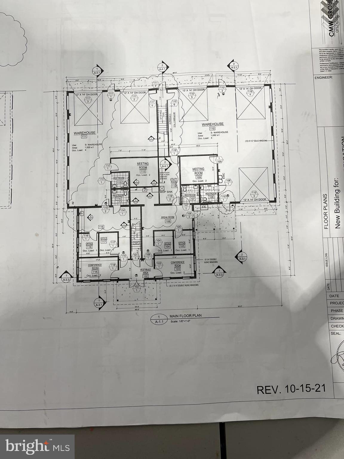 Main image without alt text