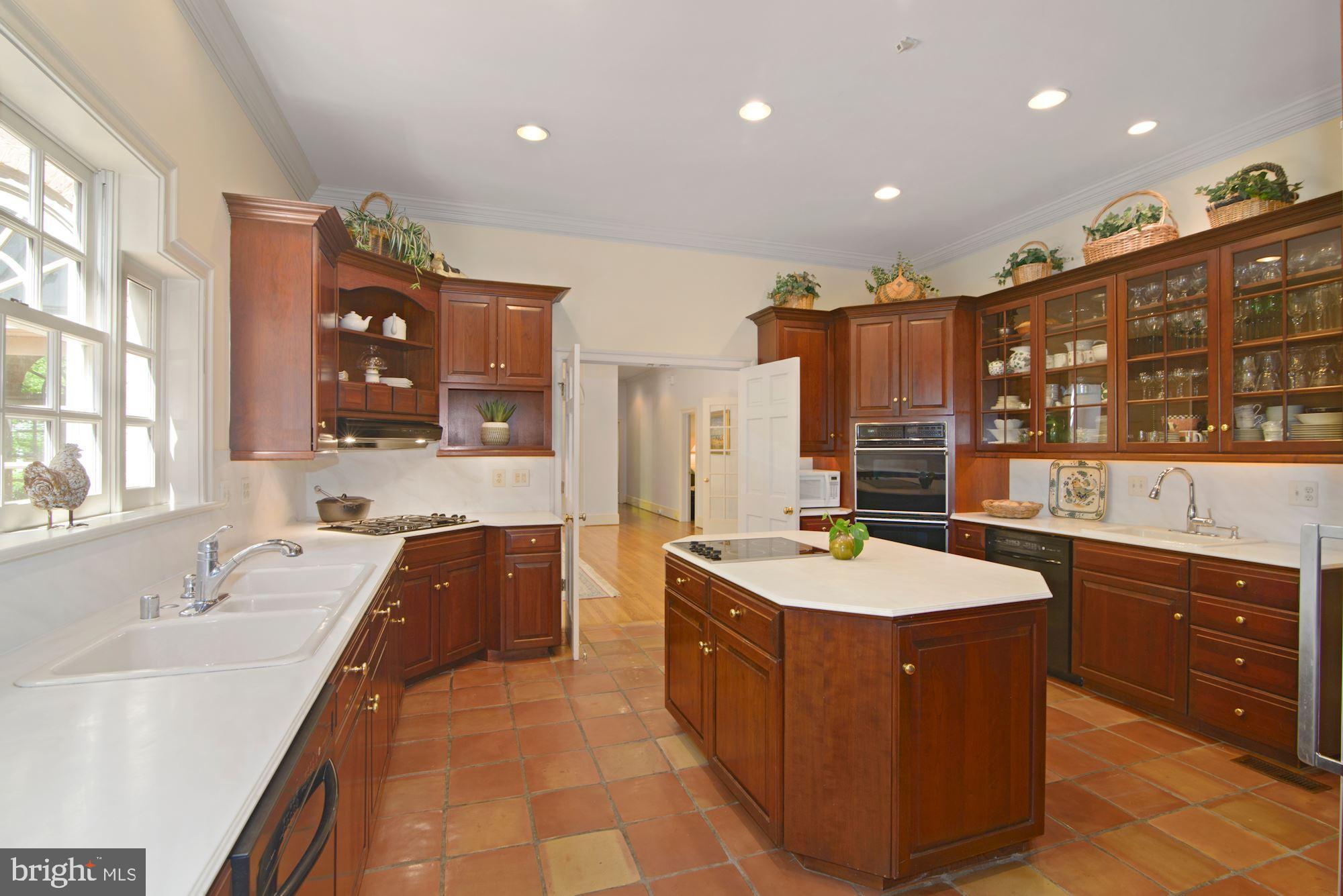 GREYSTONE - Residential