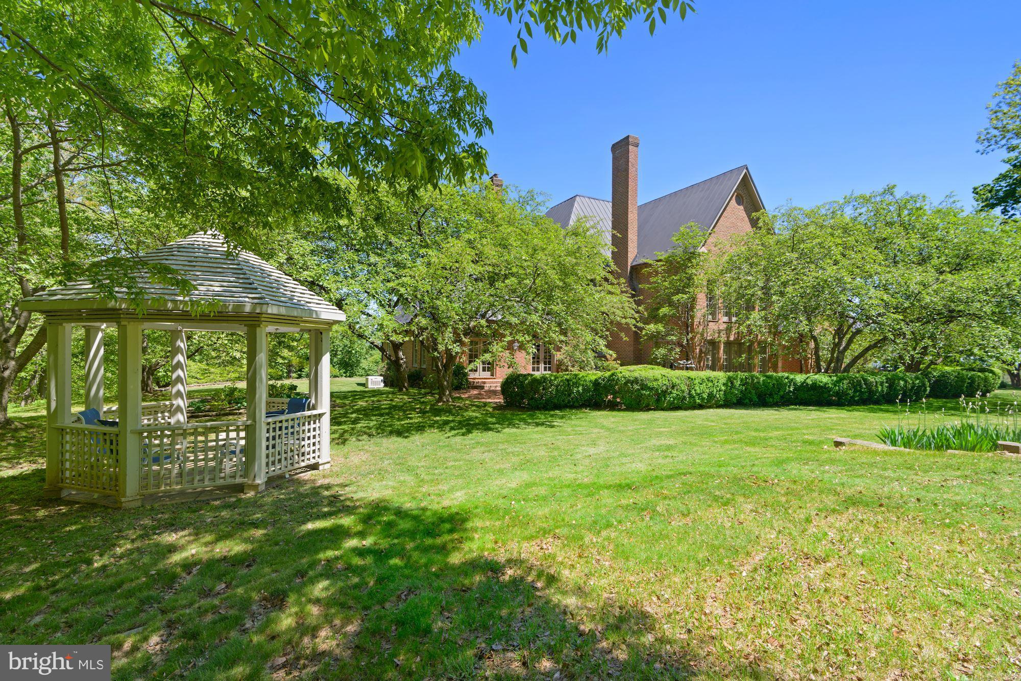 GREYSTONE - Residential