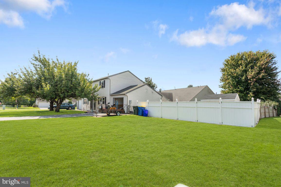 1603 BLUE JAY DRIVE
