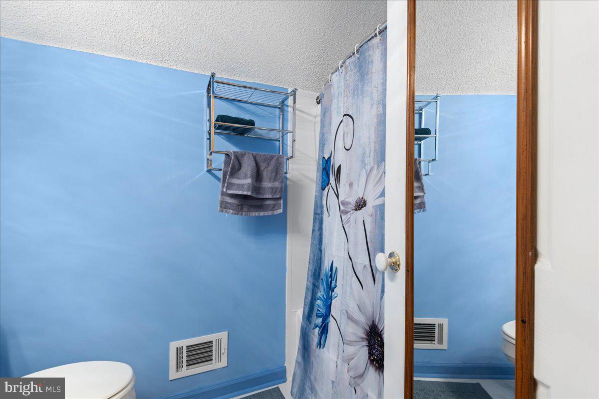 KINGSBROOKE ON THE POTOMAC - Residential