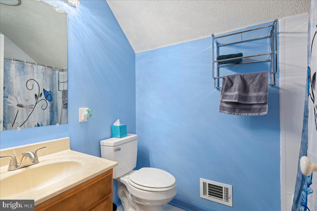 KINGSBROOKE ON THE POTOMAC - Residential