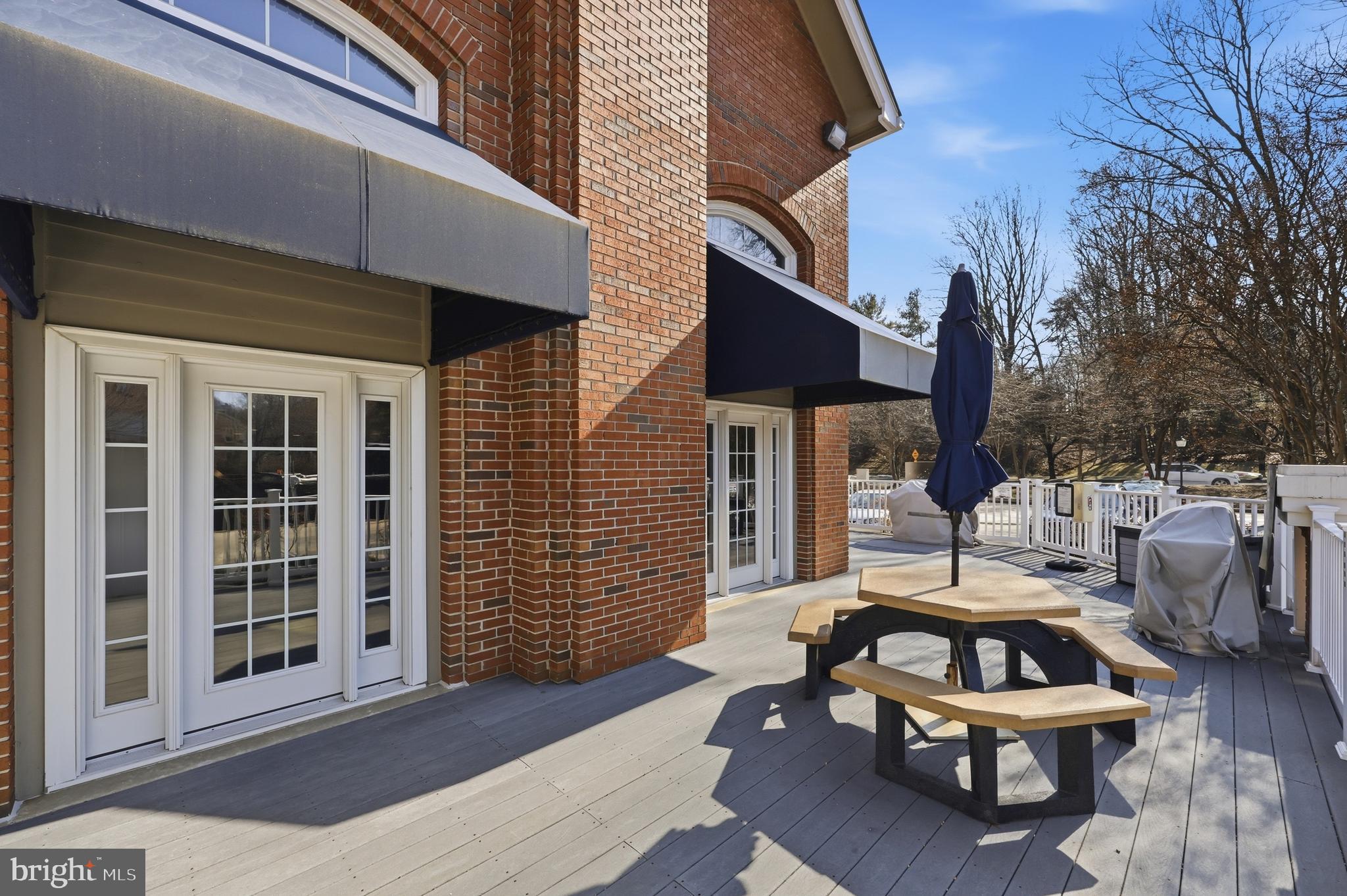 THE GABLES ON TUCKERMAN - Residential