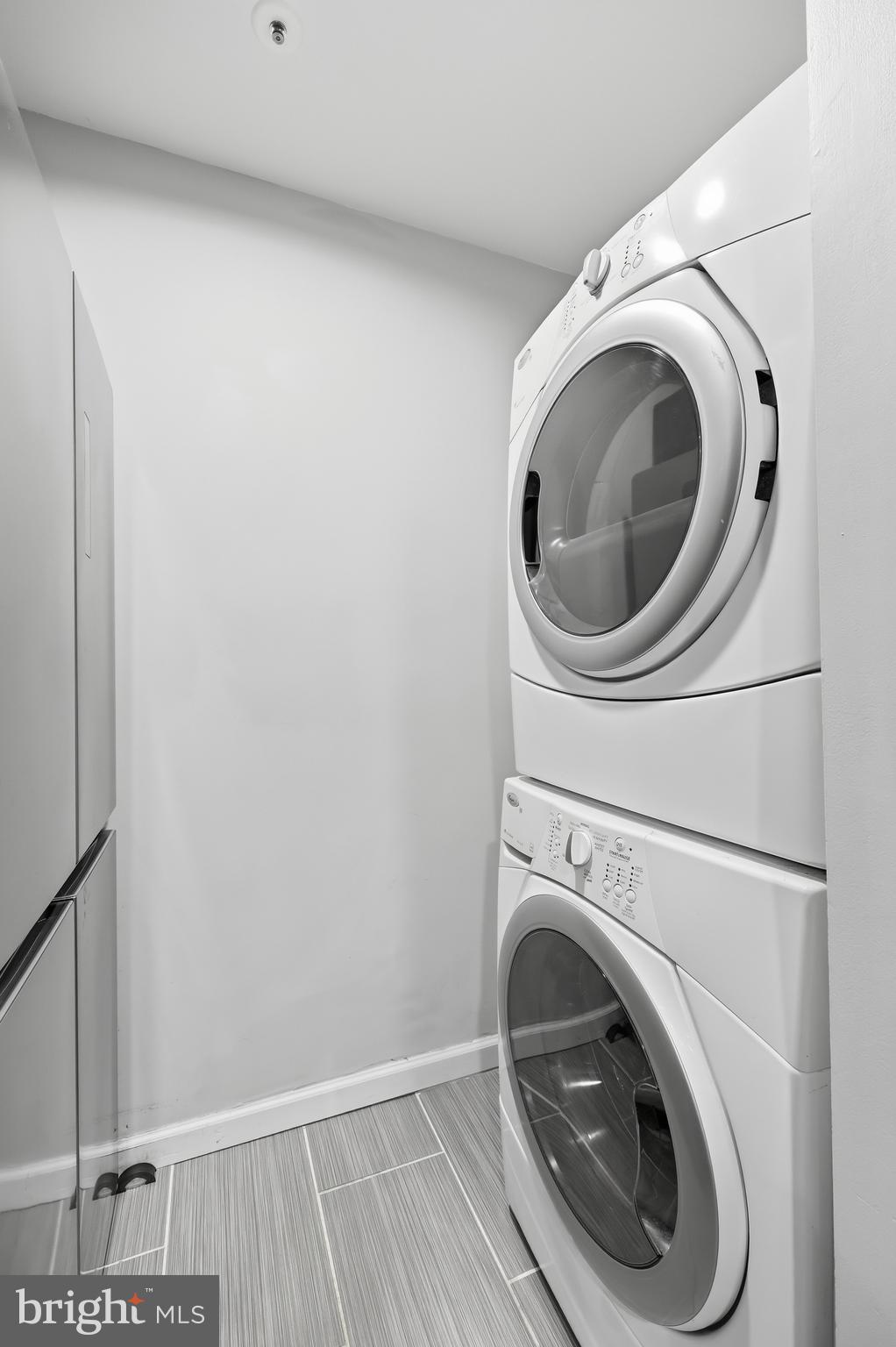 THE GABLES ON TUCKERMAN - Residential