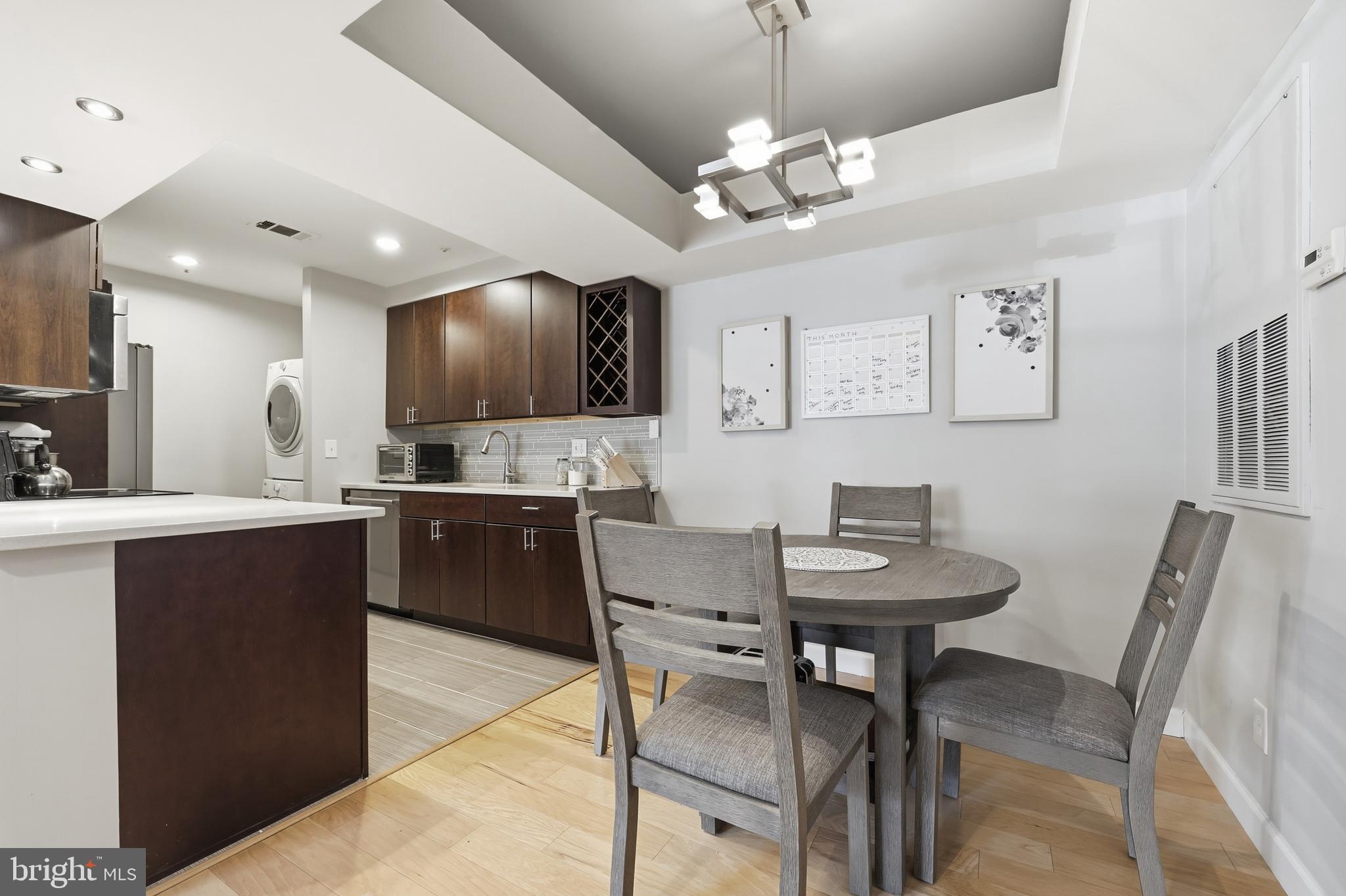 THE GABLES ON TUCKERMAN - Residential