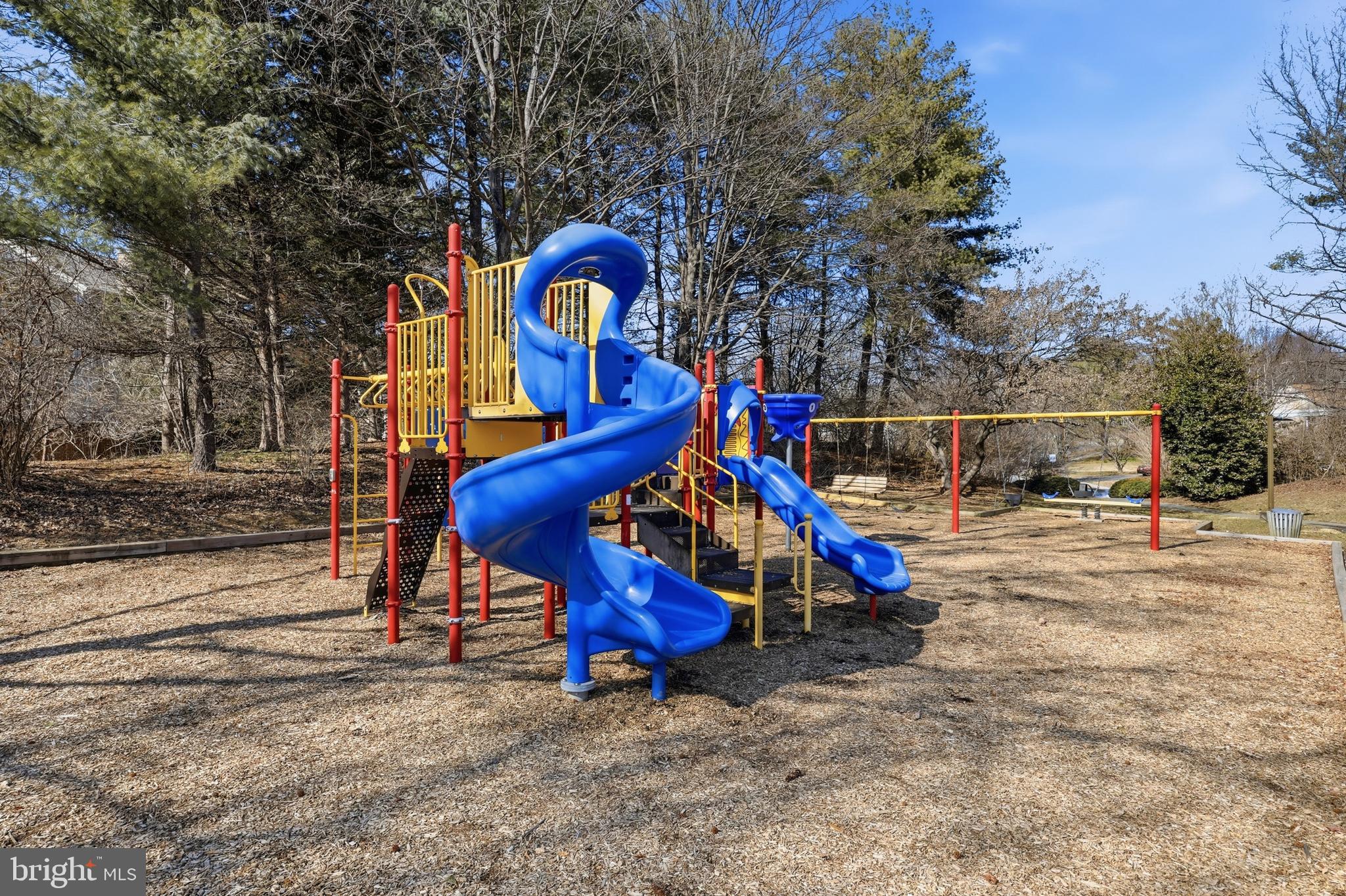 THE GABLES ON TUCKERMAN - Residential