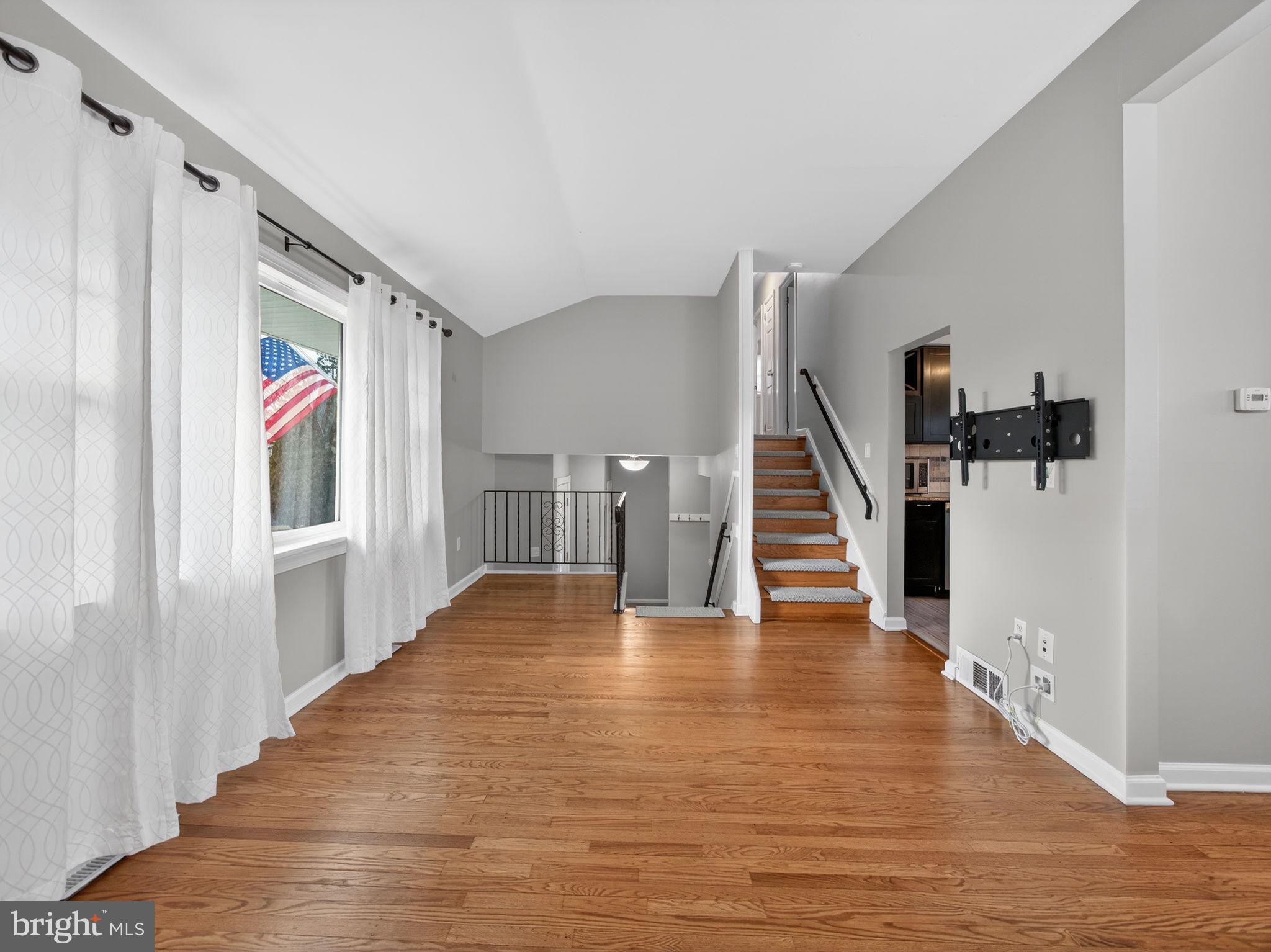 DELMONT MANOR - Residential Lease