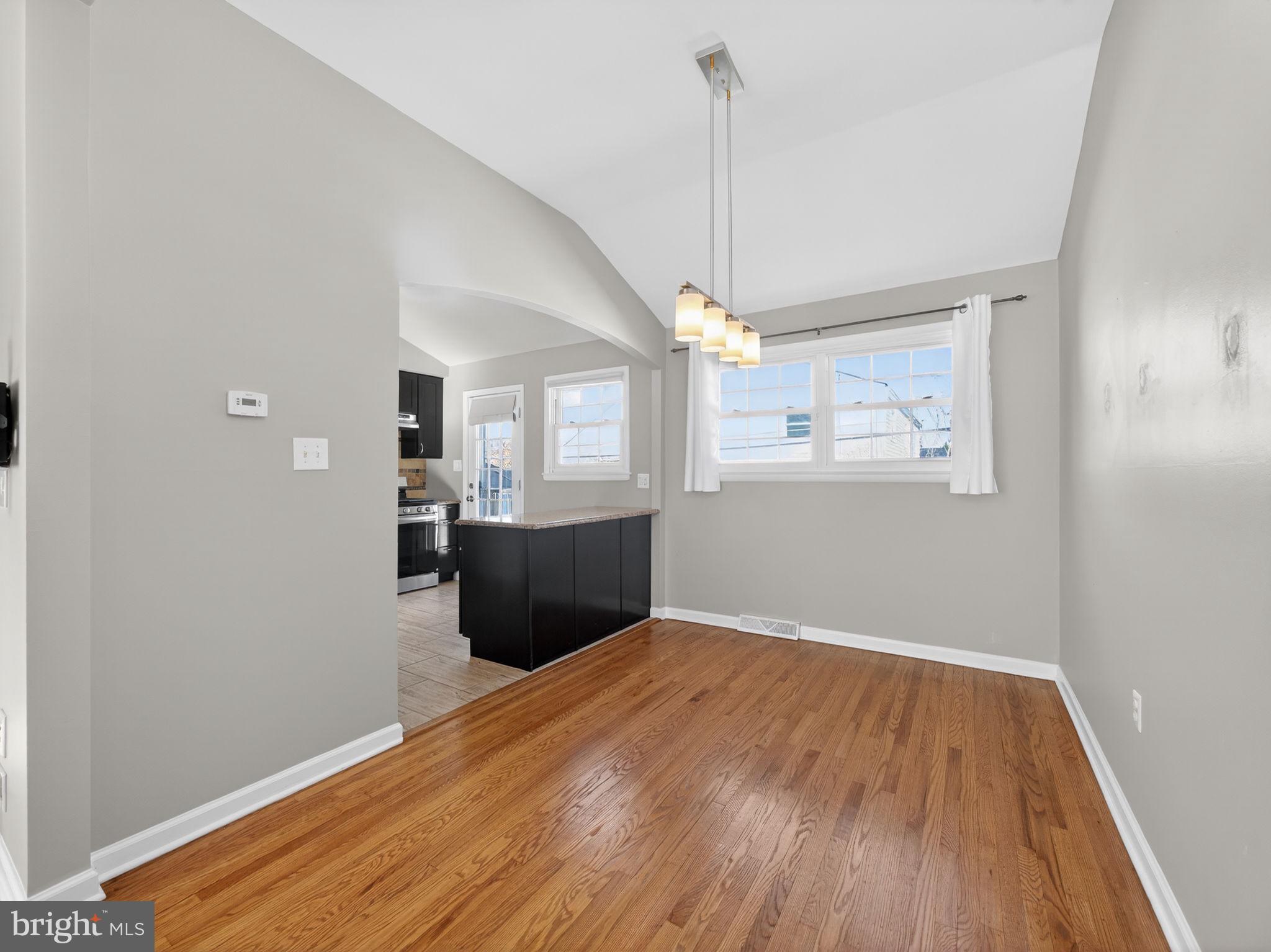 DELMONT MANOR - Residential Lease