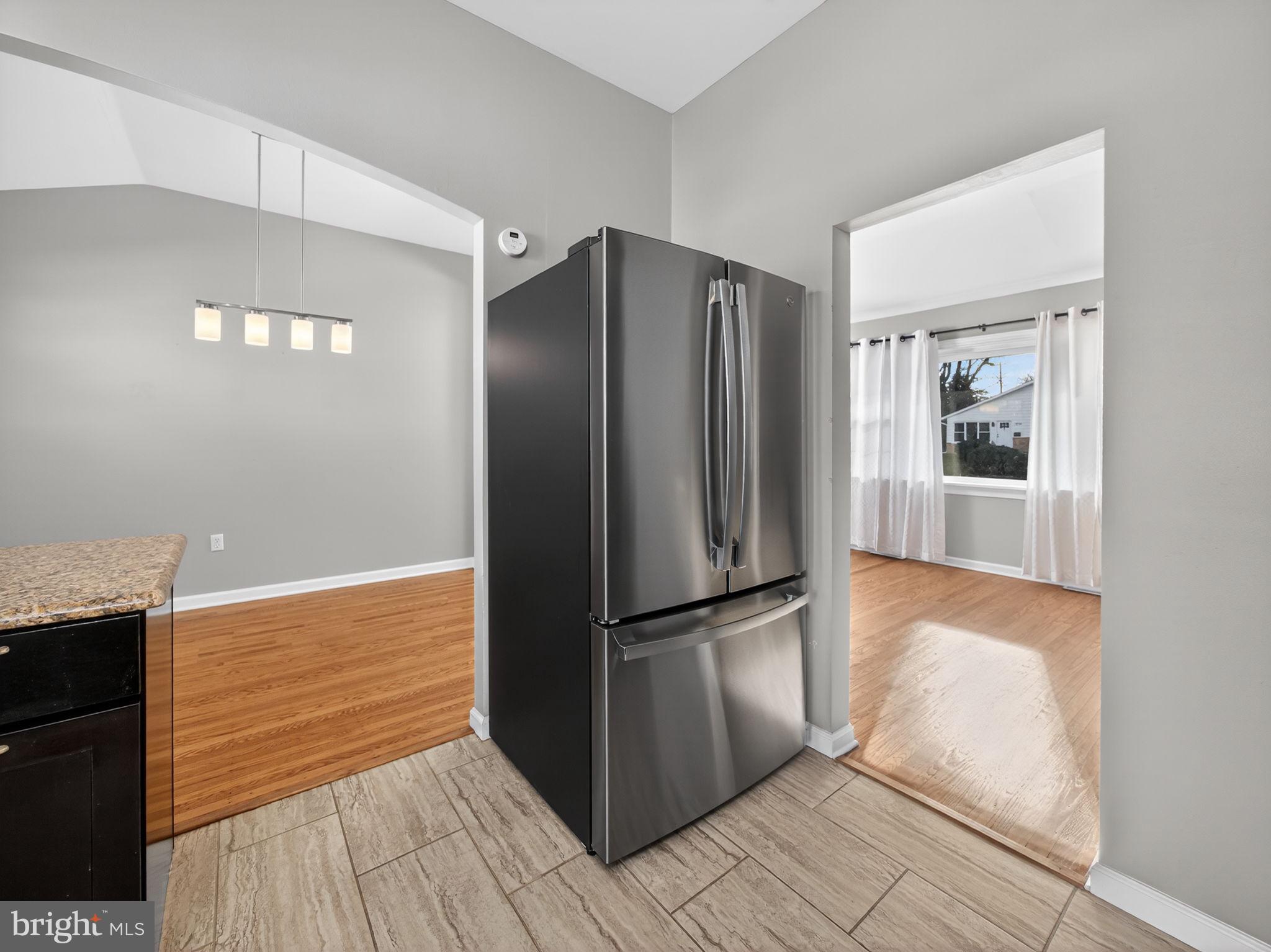 DELMONT MANOR - Residential Lease