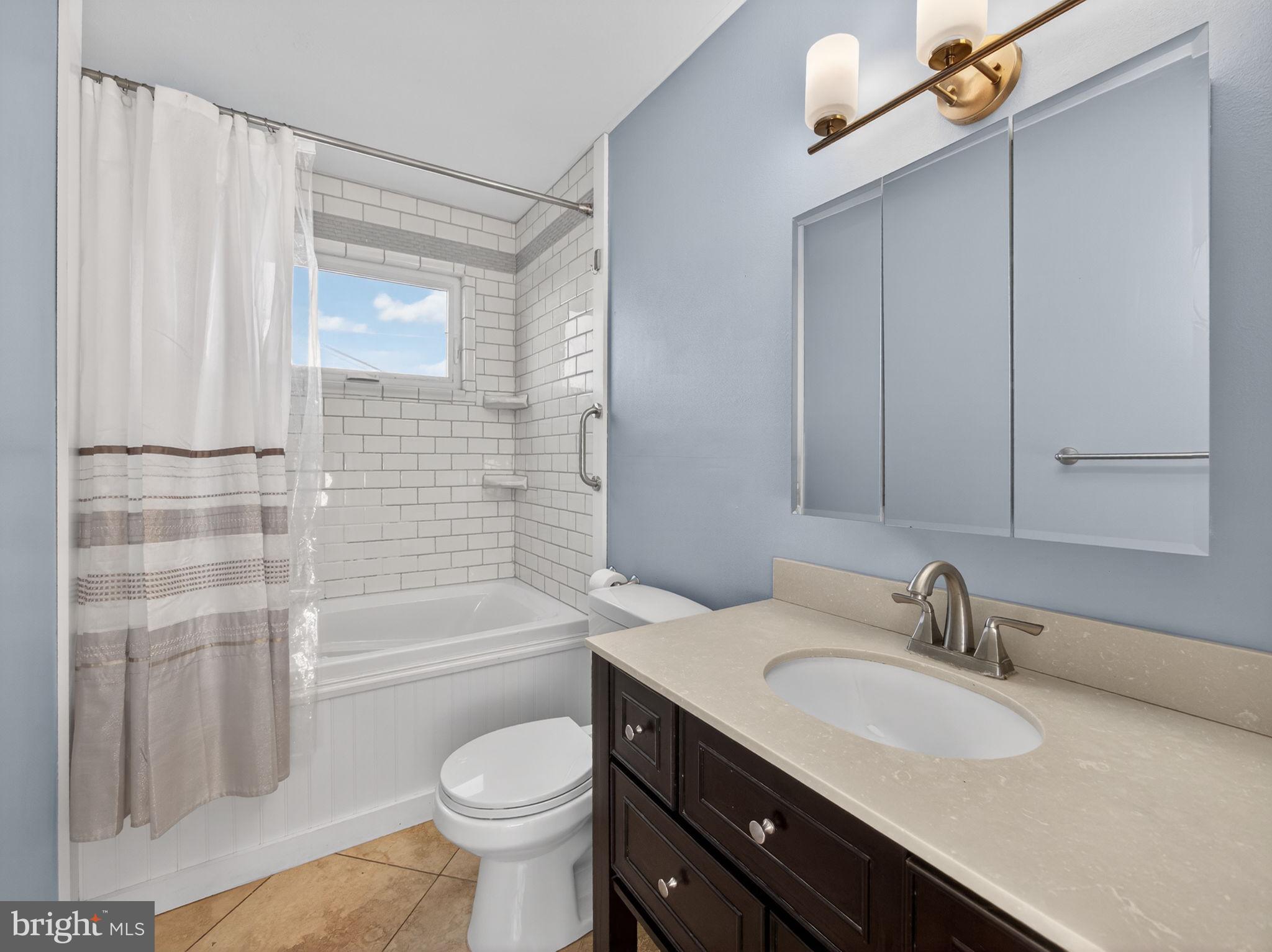 DELMONT MANOR - Residential Lease