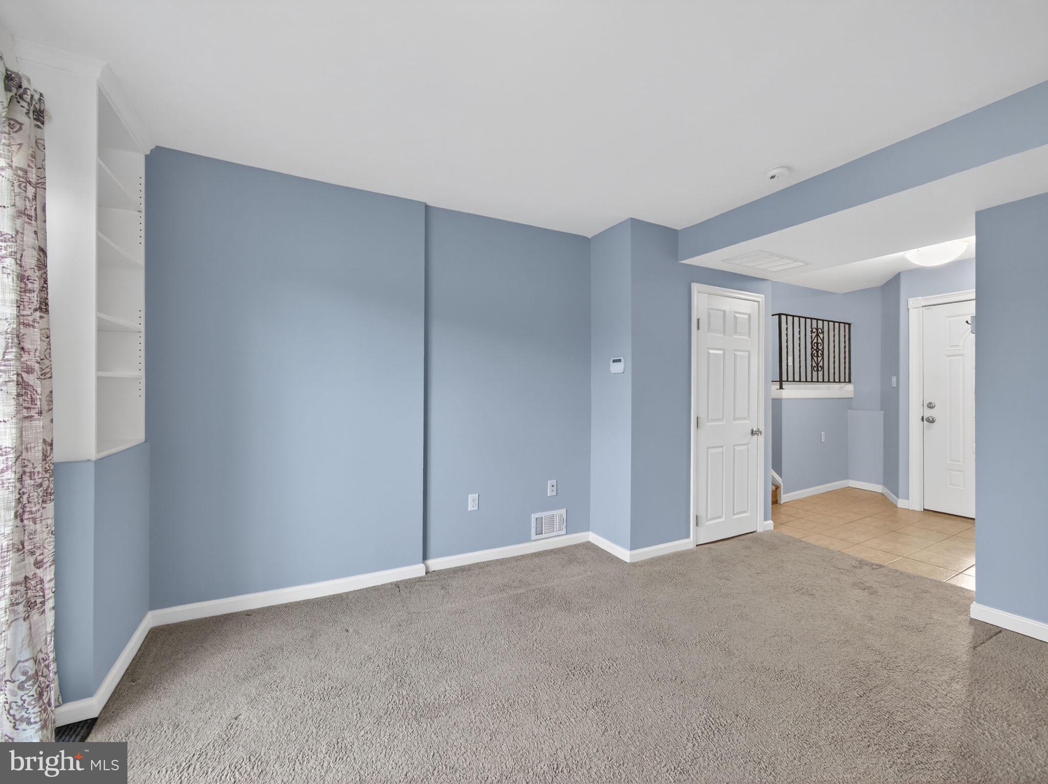 DELMONT MANOR - Residential Lease