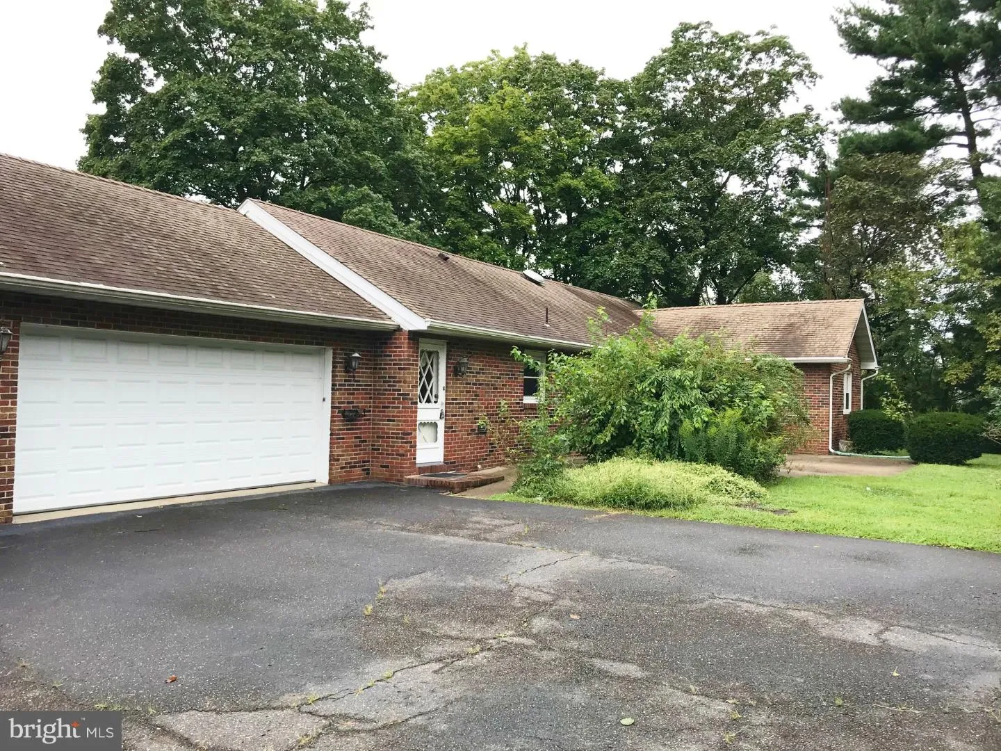 Mount Holly, New Jersey 08060, United States, 3 Bedrooms Bedrooms, ,2 BathroomsBathrooms,Residential,Pending,78493