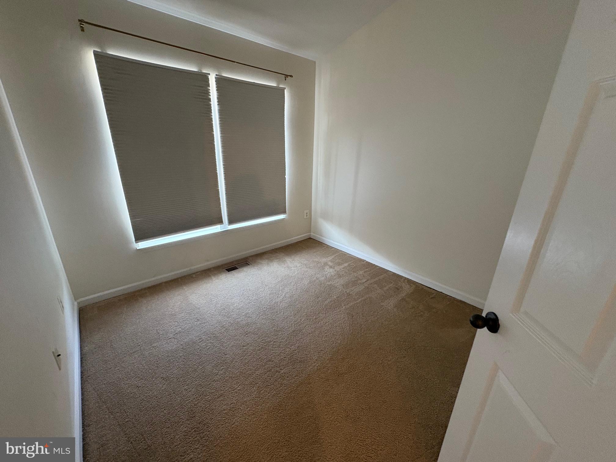 DIXON SQUARE - Residential