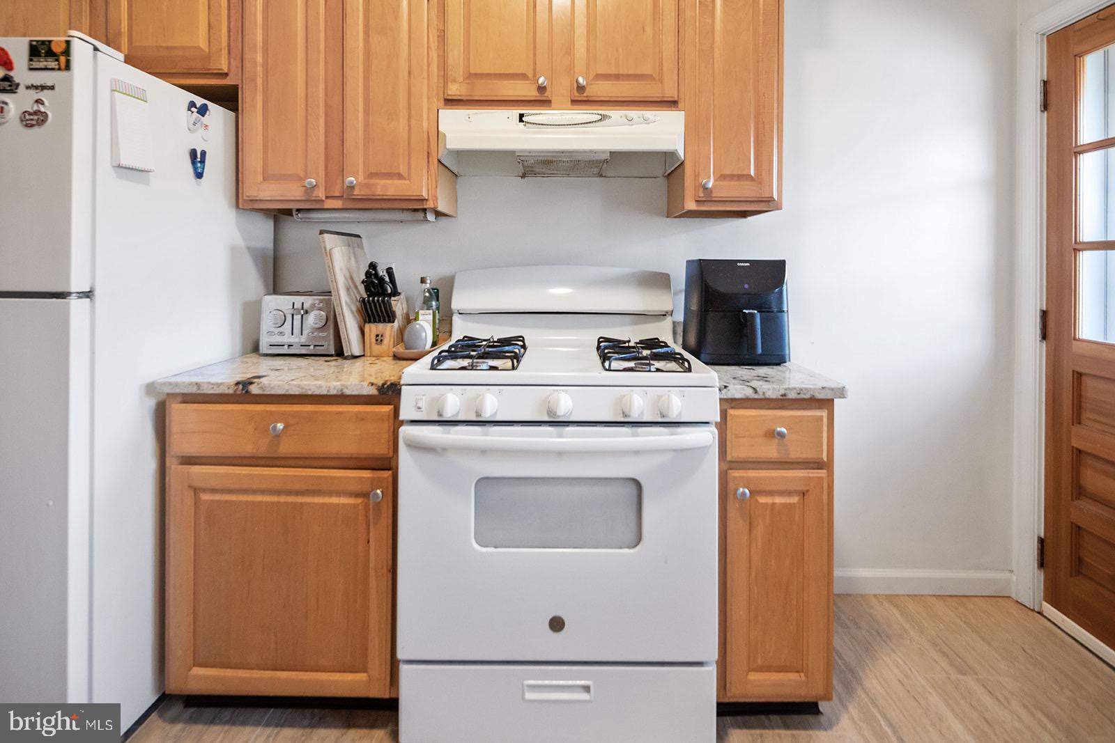 ROXBOROUGH - Residential Lease