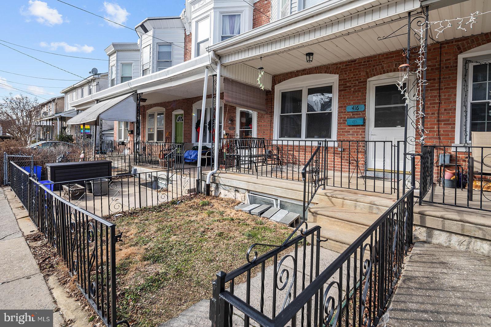 ROXBOROUGH - Residential Lease