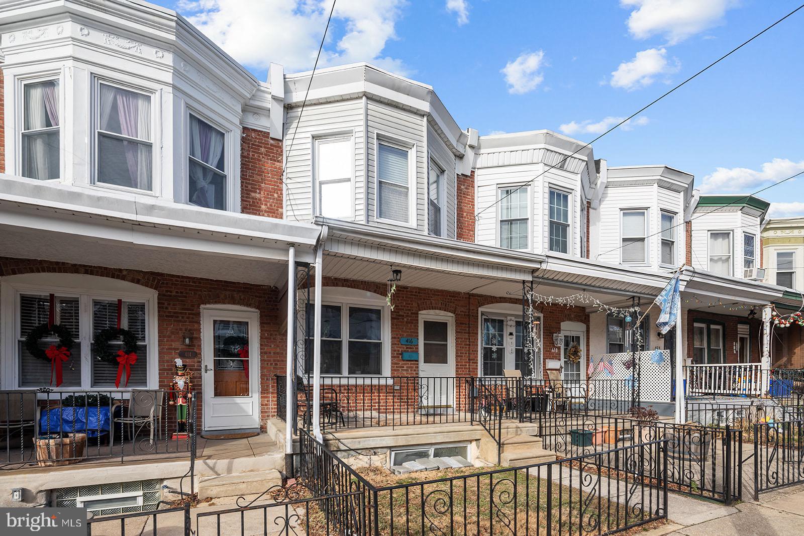 ROXBOROUGH - Residential Lease