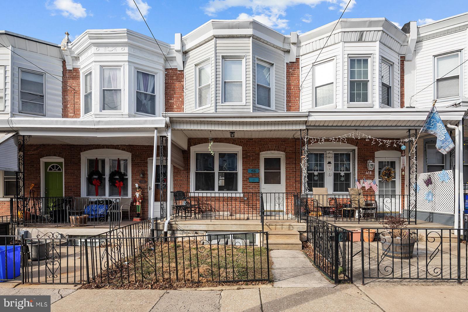 ROXBOROUGH - Residential Lease