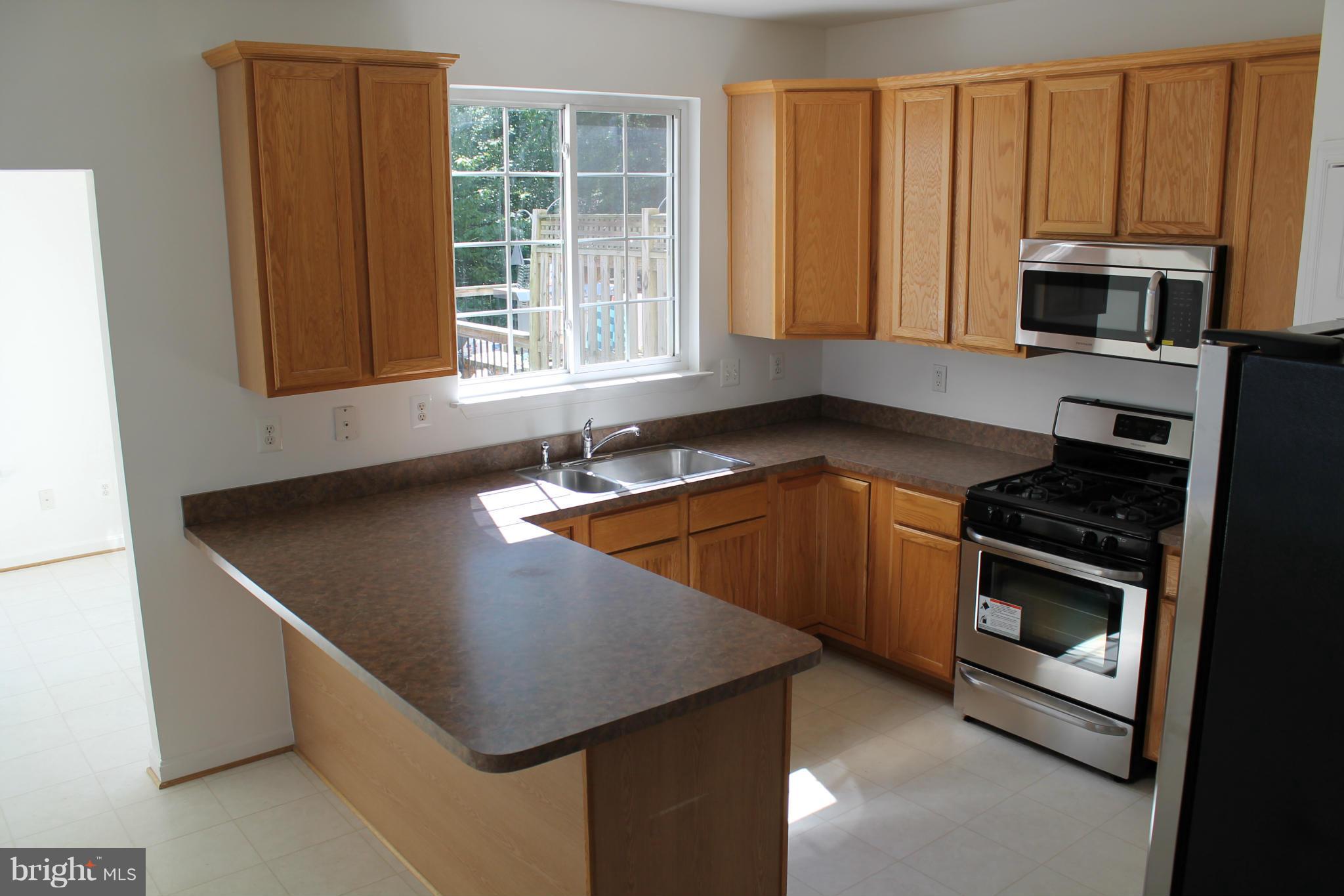 HOLLY WOODS - Residential