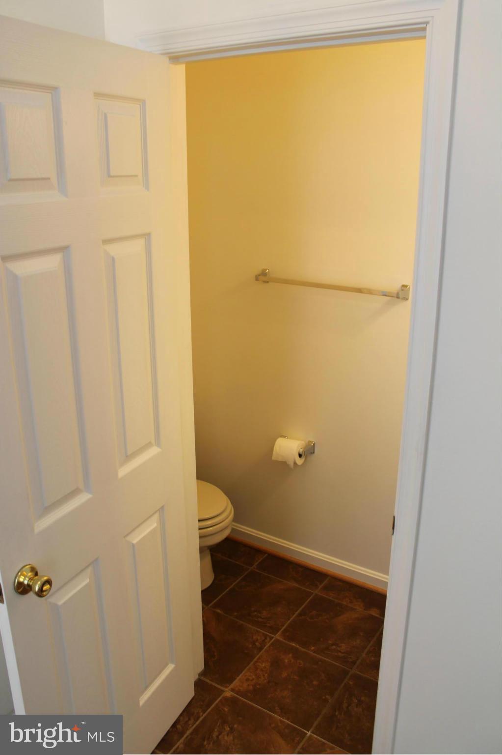 HOLLY WOODS - Residential