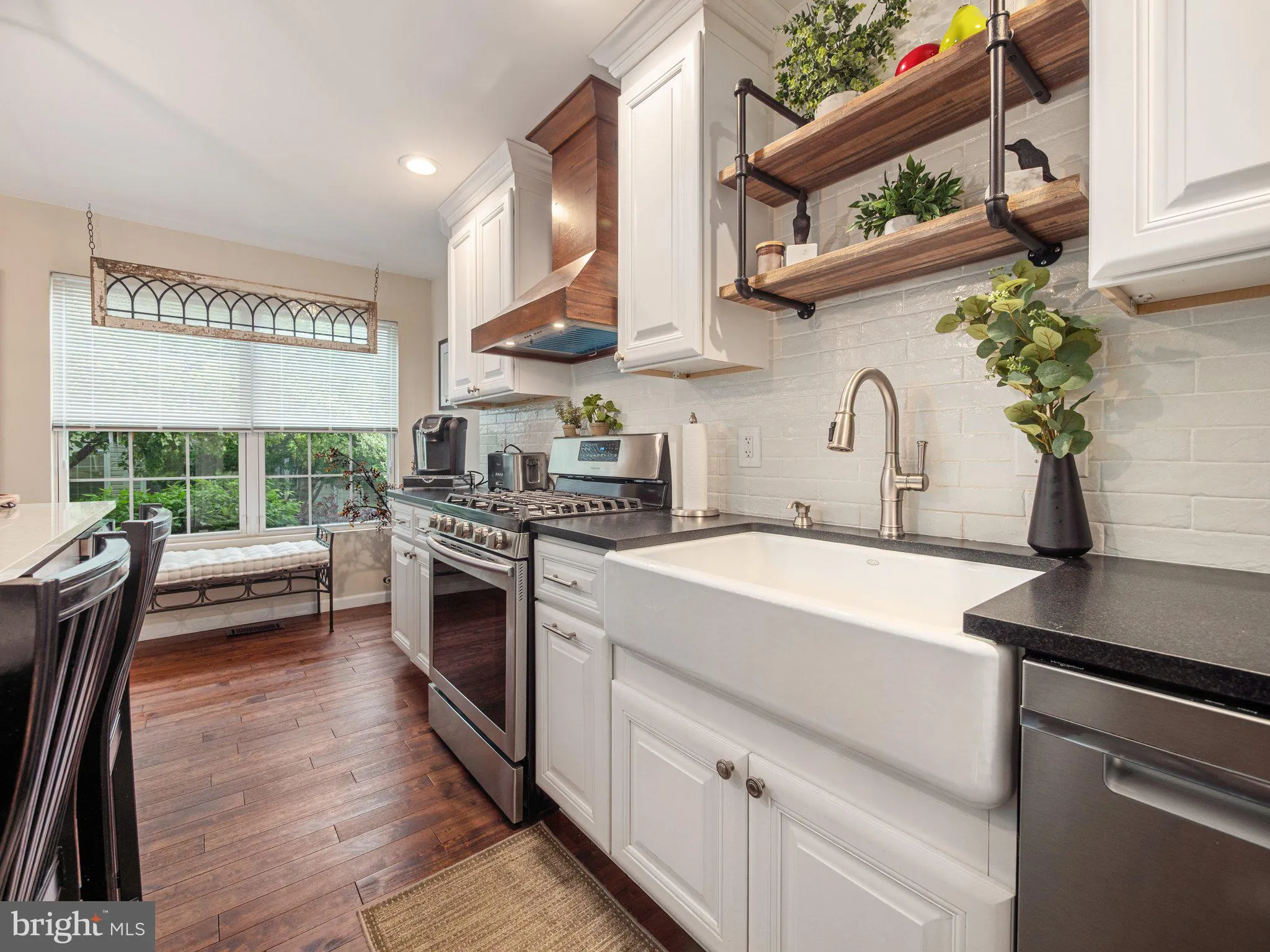 Morrisville, Pennsylvania 19067, United States, 2 Bedrooms Bedrooms, ,2 BathroomsBathrooms,Residential,Contingent,129507