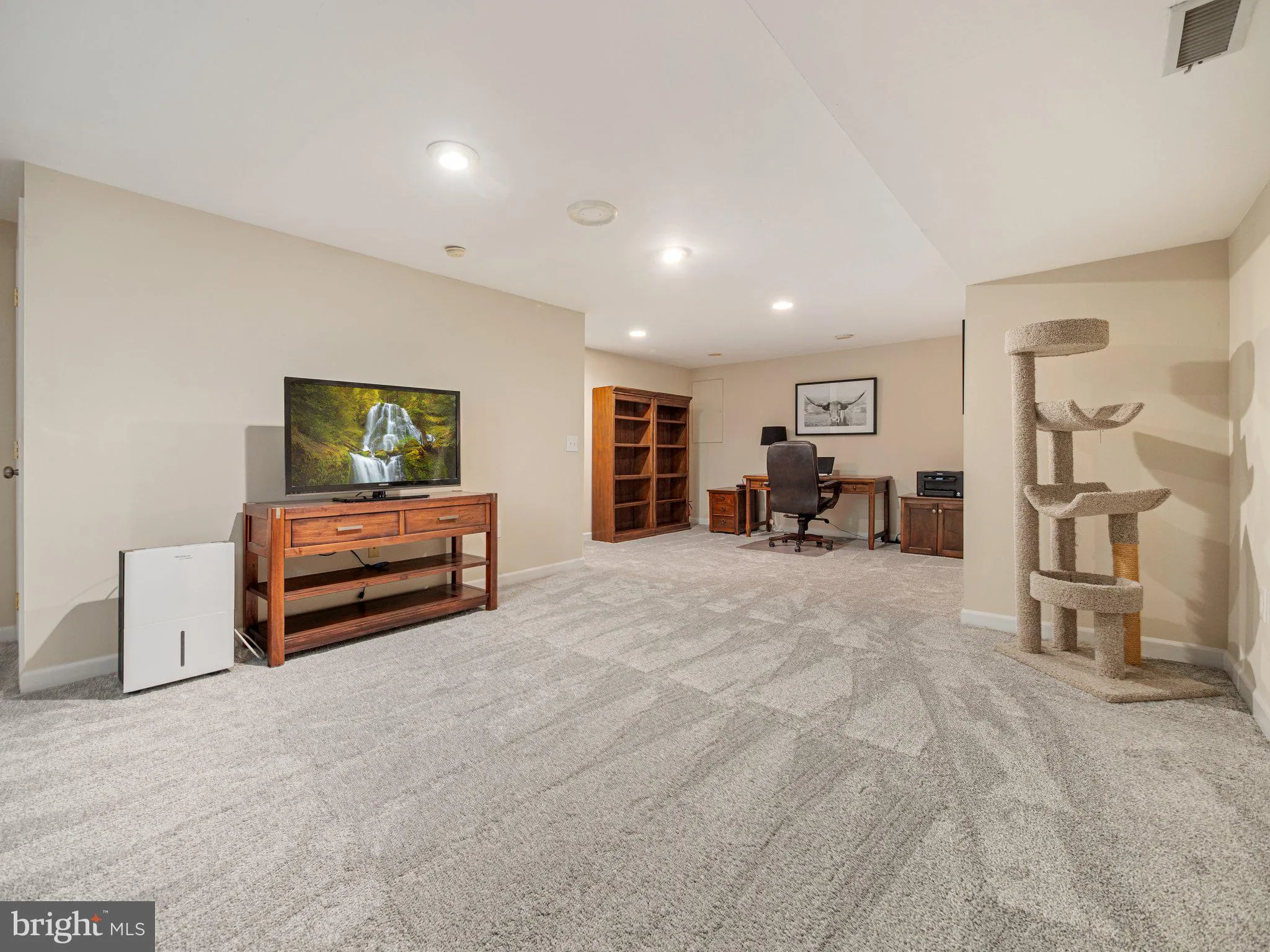 Morrisville, Pennsylvania 19067, United States, 2 Bedrooms Bedrooms, ,2 BathroomsBathrooms,Residential,Contingent,129507