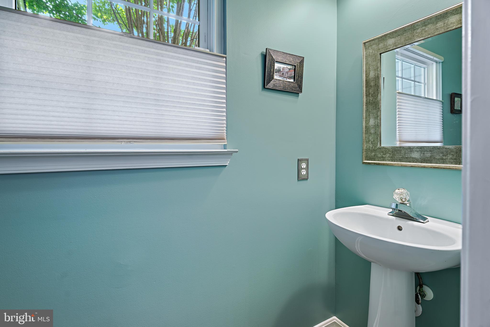 RIVER HILL - Residential