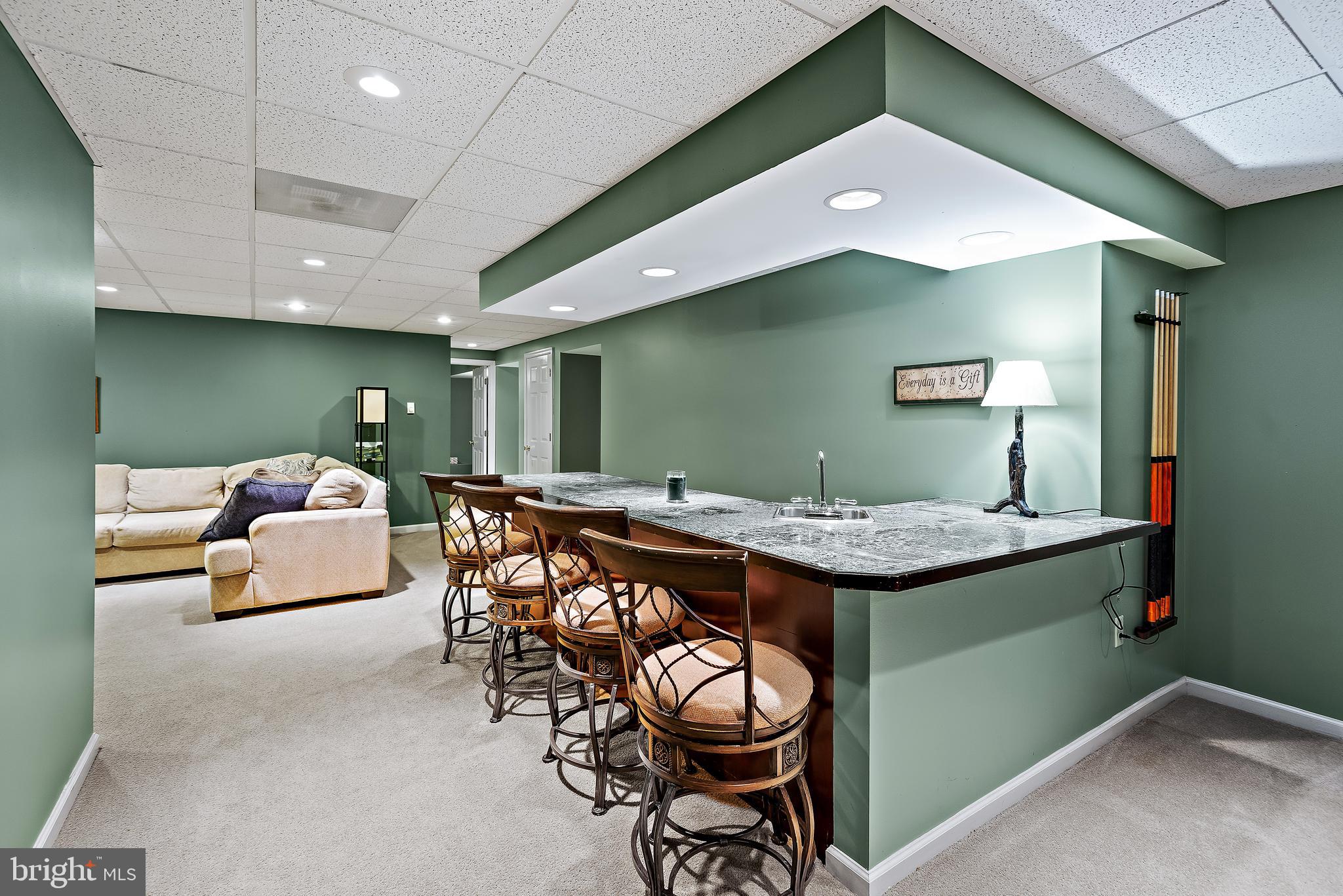 RIVER HILL - Residential